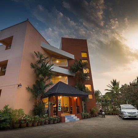 Baansilp Hotel Chiang Rai Dış mekan fotoğraf